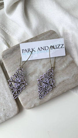 Park and Buzz Lavender Painted Threader Dangle Earrings (NWT)