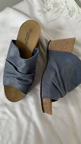 Modabella Blue Leather Slip-On Wedge - Size 7