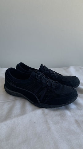 Skechers Black Slip On Sneakers - Size 8