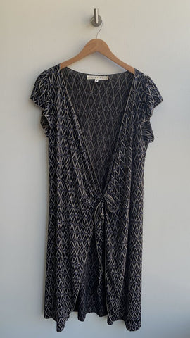Studio M Black Tulip Print Flutter Sleeve Wrap Dress - Size Medium