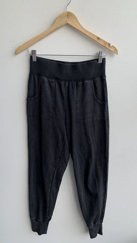Wild Fable Wash Black Large Pockets Cuffed Ankle Ribbed Waistband Pull On Sweat Pants - Size Medium est