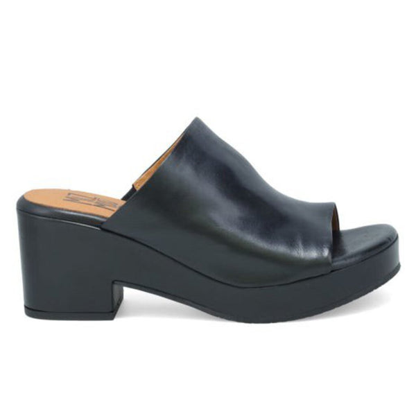 Miz Mooz 'Gwen' Platform Sandals
