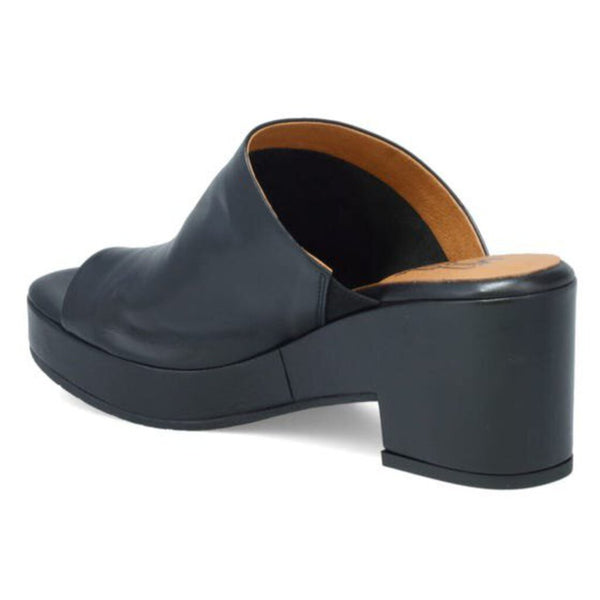 Miz Mooz 'Gwen' Platform Sandals