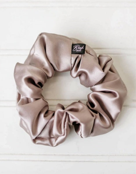 Blush Silks Medium Scrunchie