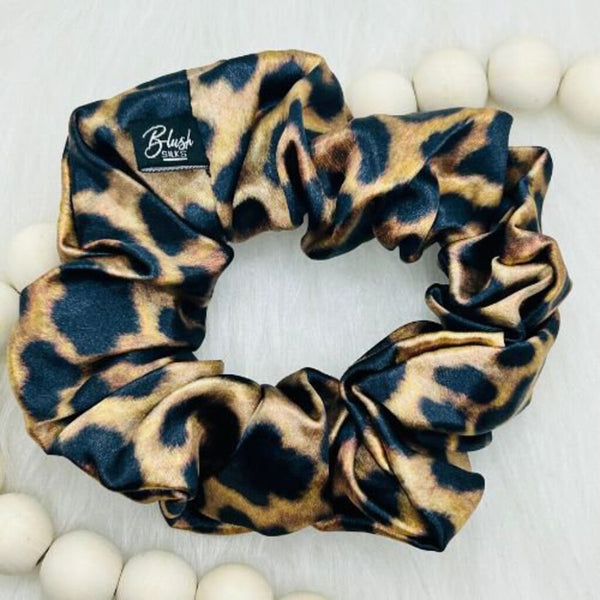 Blush Silks Medium Scrunchie