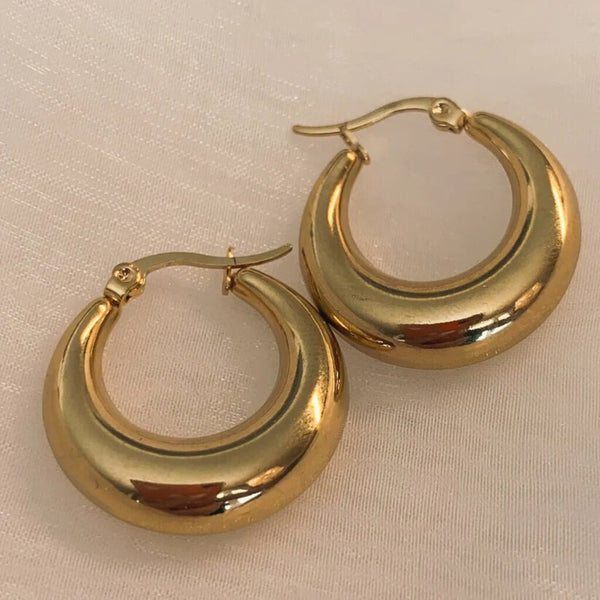 Isla Rae Margo Moon Hoops