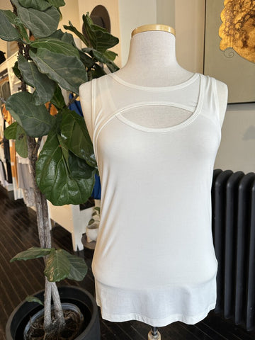 Saba & Co 'Primrose' White Overlapped Keyhole Tank