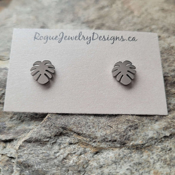 Rogue Jewelry Charm Stud Earrings