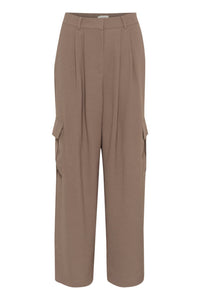 Soaked in Luxury 'Shirley' Cargo Pleated Pants - Walnut