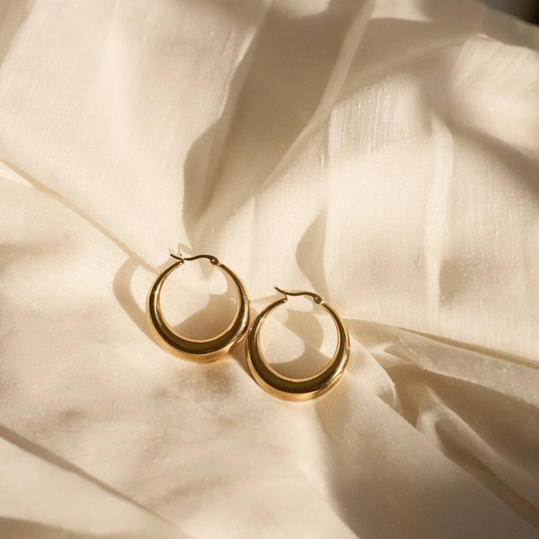 Isla Rae 'Moonlight' Moon Hoop