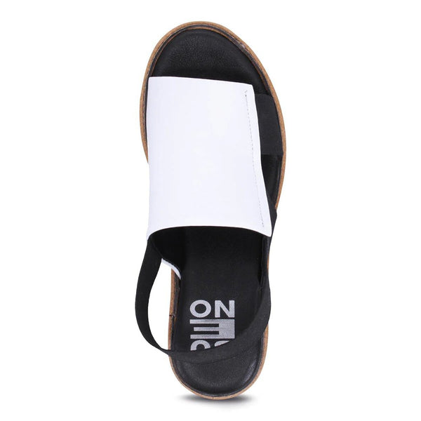 Bueno 'Amy' Flatform Sandal