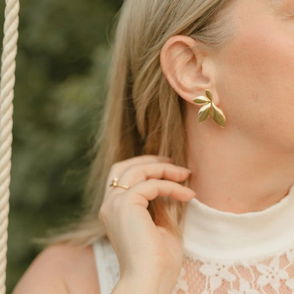 Isla Rae 'Lily' Leaf Earrings