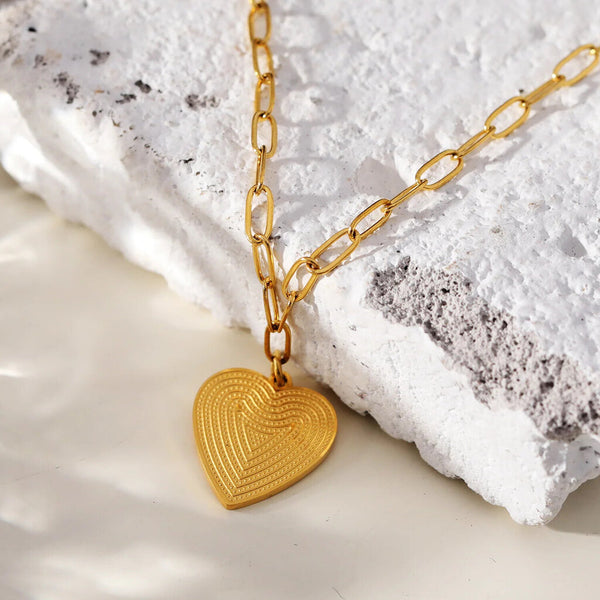 Hackney Nine 'Alara' Heart Pendant Necklace - Gold