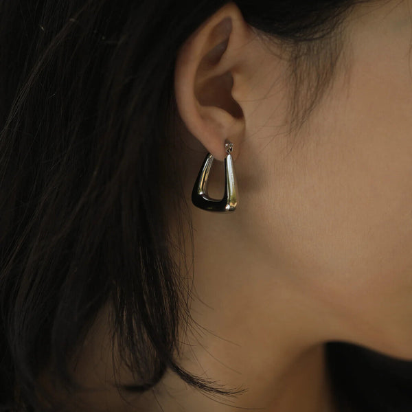Hackney Nine 'Anika' Chunky Triangle Hoops - Silver