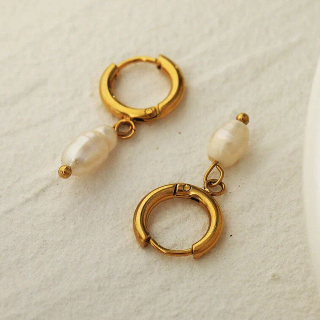 Hackney Nine 'Alex' Freshwater Pearl Hoops - Gold