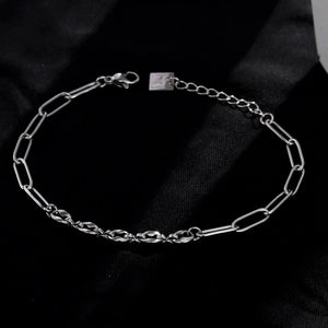 Hackney Nine 'IZARA' Paper-Clip & Oval-Beads Chain Bracelet - Silver