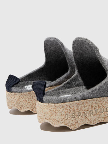 Asportuguesas 'Come' Round Toe Mules - Concrete