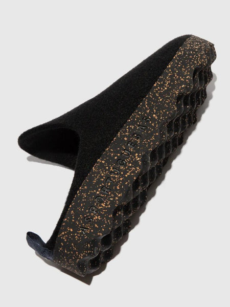 Asportuguesas 'Come' Round Toe Mules - Black