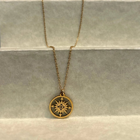 Isla Rae 'Veronica's Compass' Necklace