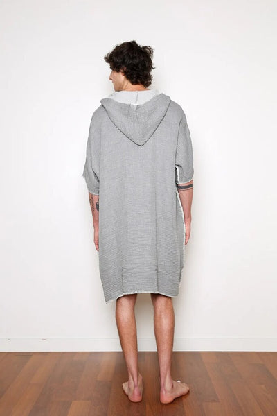 Tofino Towel Men's 'Cocoon' Poncho - Grey