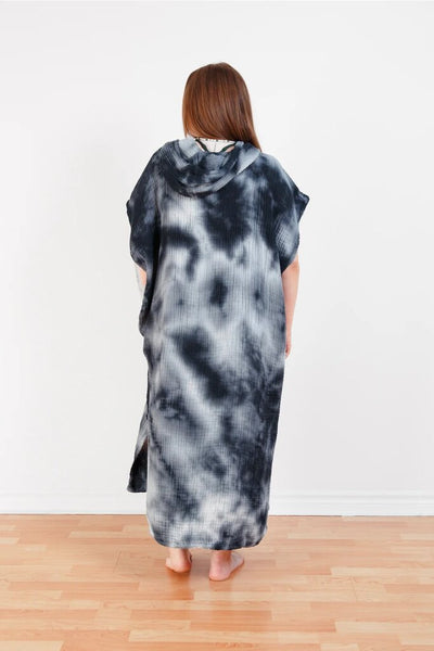 Tofino Towel Unisex 'Holden' Poncho - Ocean Tie-Dye