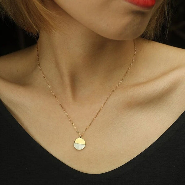 Hackney Nine 'Emersyn' Metal & Shell Circle Pendant Necklace - Gold