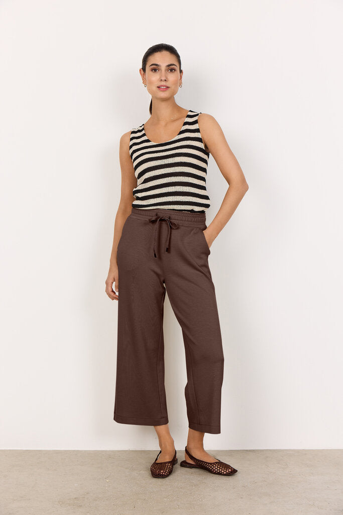 Soyaconcept 'Banu' Drawstring Waist Cropped Pant - Hot Fudge