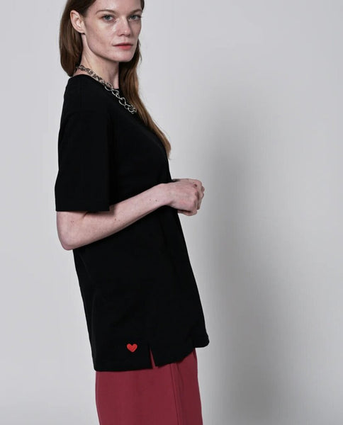 Preloved 'Tamara' Oversized Tee - Black