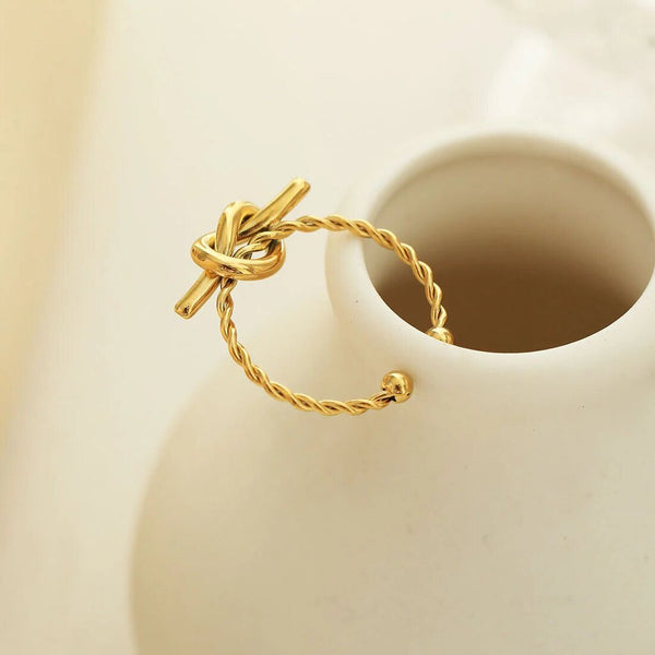 Hackney Nine 'Antonella' Gold Twist Knot Ring