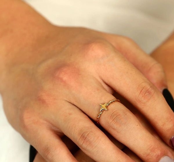 Hackney Nine 'Nicole' Dainty Star Ring