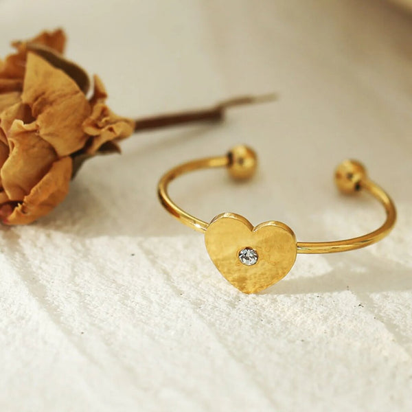 Hackney Nine 'Passion' Dainty Heart Ring