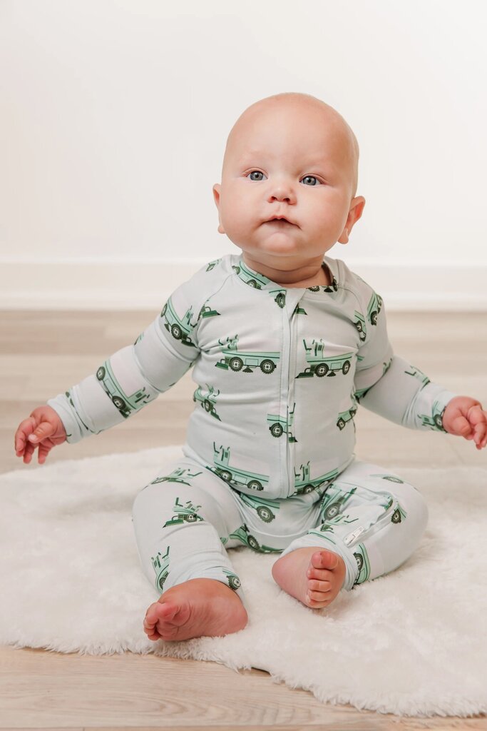 Moon Fruit Zippy Sleeper - Clean Sheet