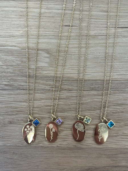 Kristen Lee Engraved Birth Flower Necklace - Gold with Charm