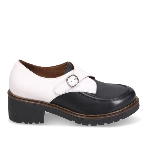 Bueno 'Nolan' Loafer