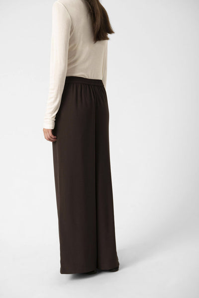 Soaked in Luxury 'Shirley' Trousers - Chocolate Torte