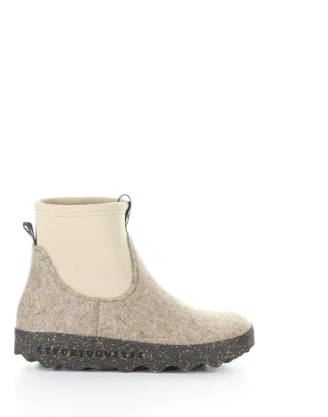 Asportuguesas 'Cobby' Round Toe Boots