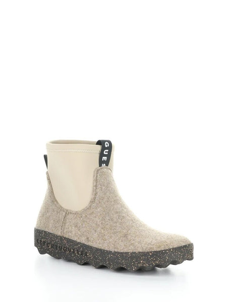 Asportuguesas 'Cobby' Round Toe Boots