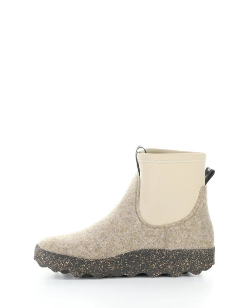 Asportuguesas 'Cobby' Round Toe Boots
