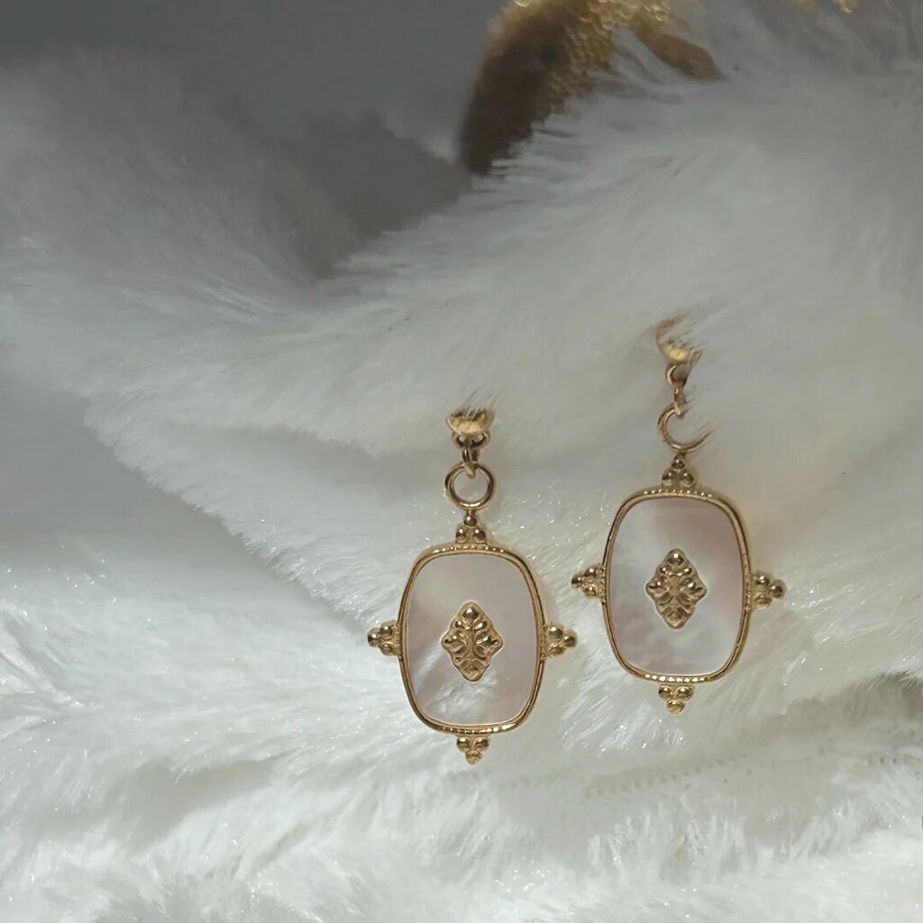 Isla Rae 'Frost Light' Earrings