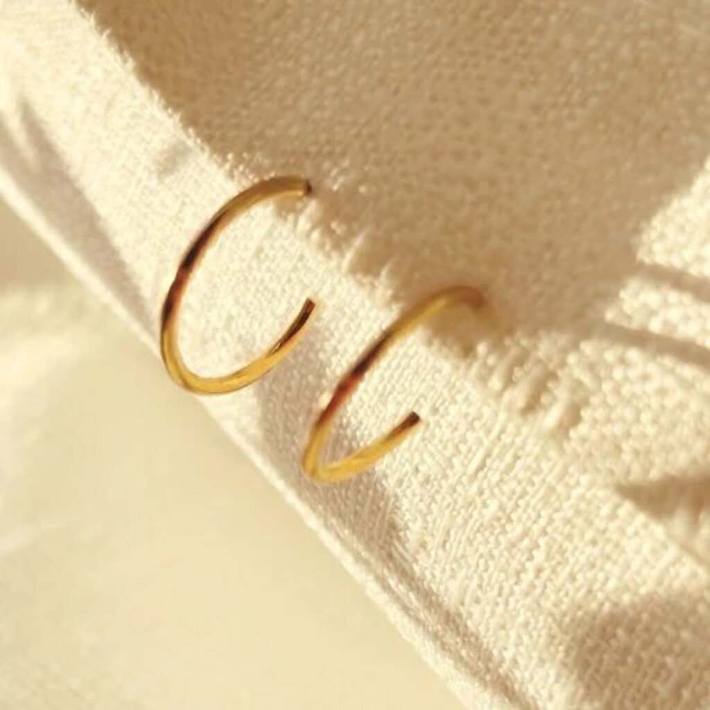 Isla Rae 'Haven Hoop Earrings