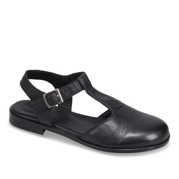 Bueno 'Farah' Closed Toe Sandal