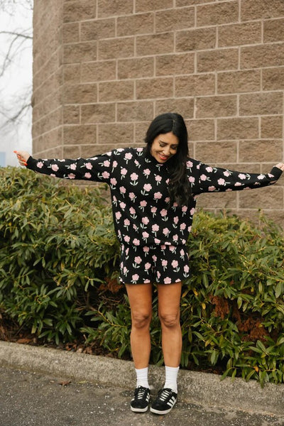 Smash + Tess - Fresh Floral Hang Out Crew in Black Floral