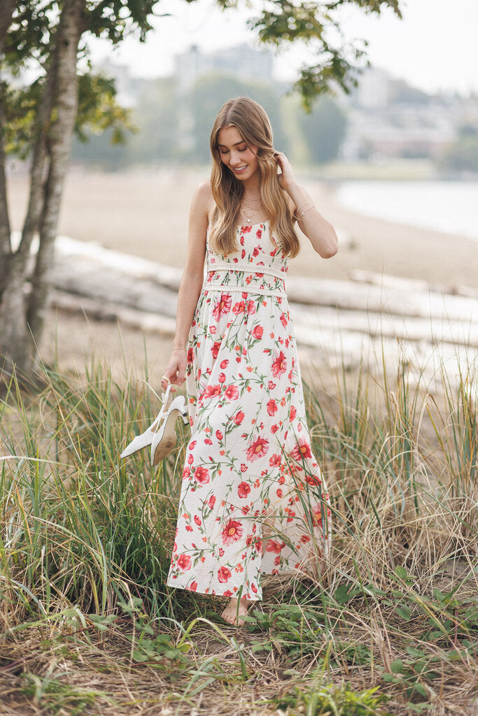 Papillon – Cranberry Collective Boutique
