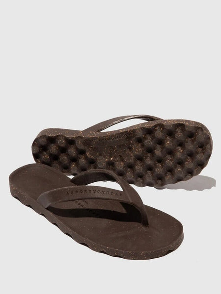 Asportuguesas 'Earth' Rubber Flip Flops - Brown