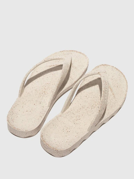 Asportuguesas 'Earth' Rubber Flip Flops - Natural