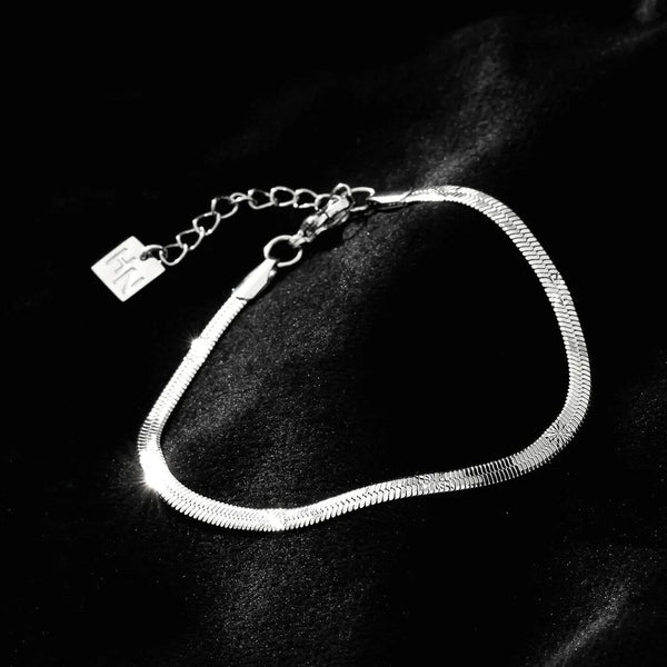 Hackney Nine 'Muker' Star Embossed Snake Chain Bracelet