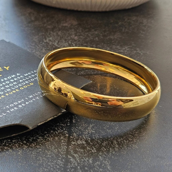 Hackney Nine 'Umuakot' Classic Band Bangle Bracelet
