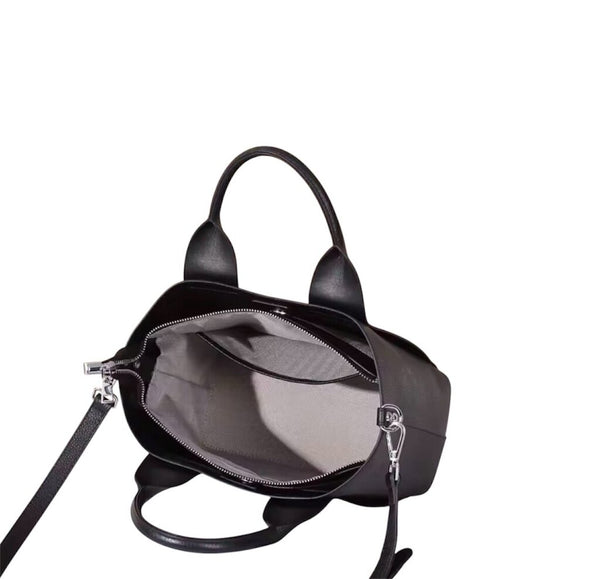 Armoir 'Manhattan' Leather Zipper Close Tote