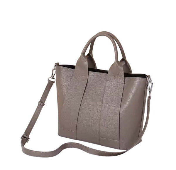 Armoir 'Manhattan' Leather Zipper Close Tote