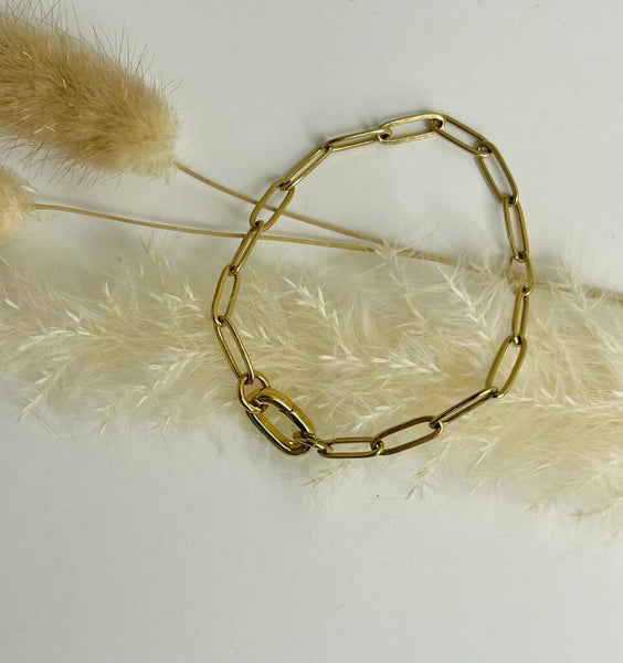 Isla Rae 'Journey' Paperclip Clasp Bracelet